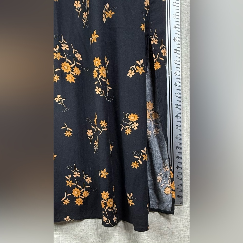 Dizzy Lizzy Tea-Length Double Slit Dress With Adjustable Straps - Picture 11 of 14